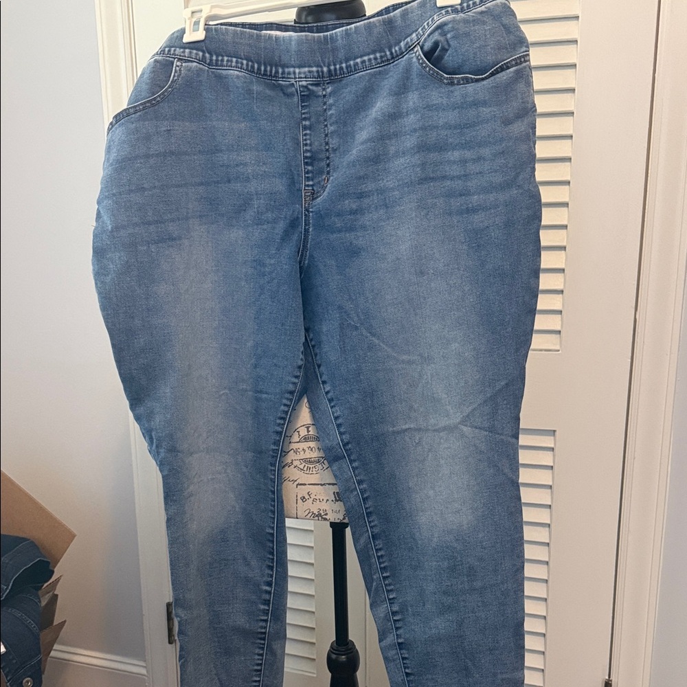 Classic Blue Women’s Stretch Jeans